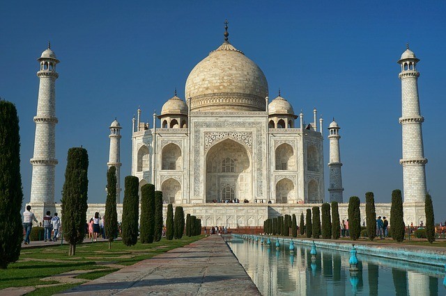 Translation Taj Mahal India History